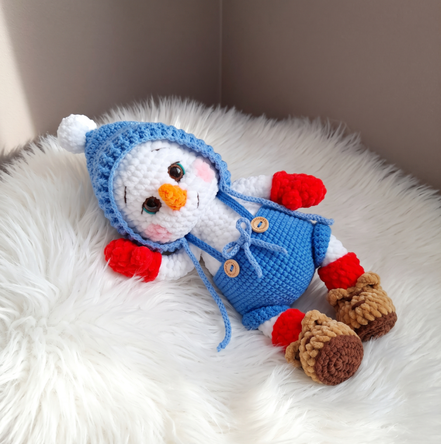 Cozy Snowman Overalls Pattern