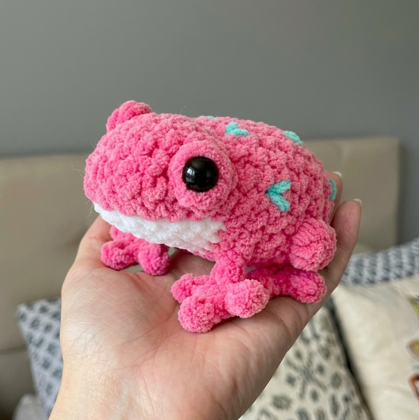 🐸🧶 Easy No-Sew Frog Crochet Pattern