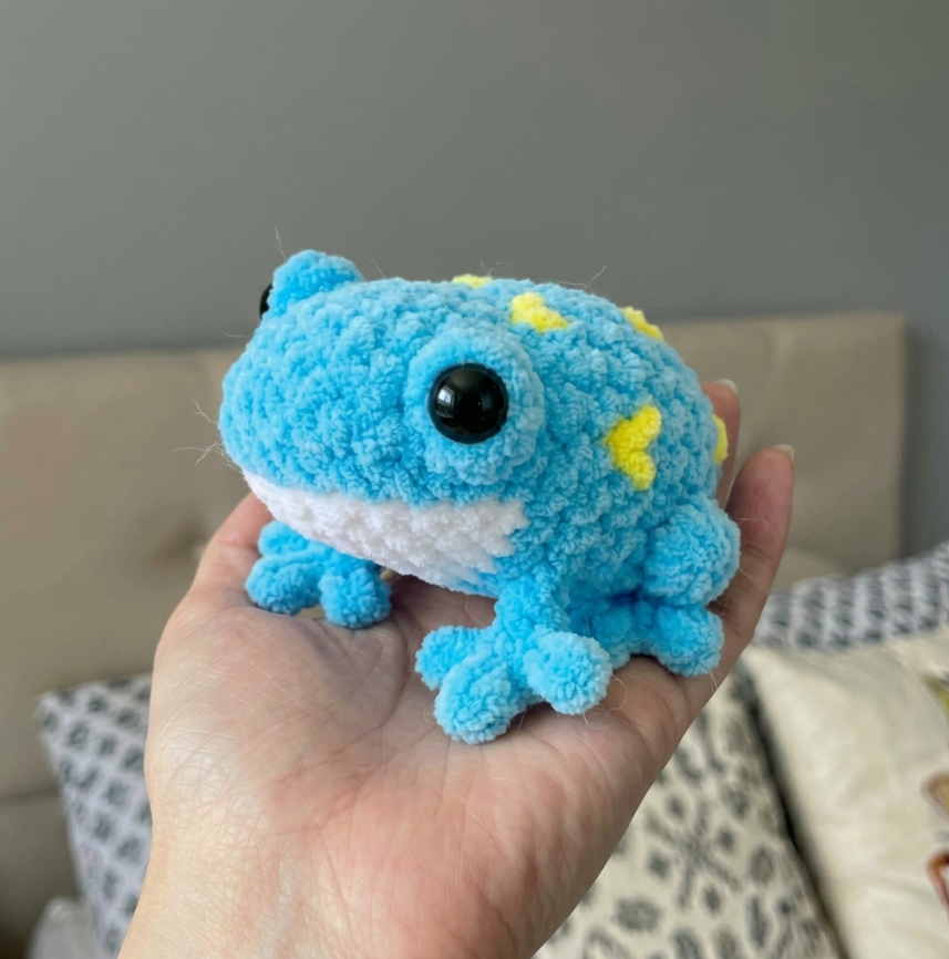 🐸🧶 Easy No-Sew Frog Crochet Pattern